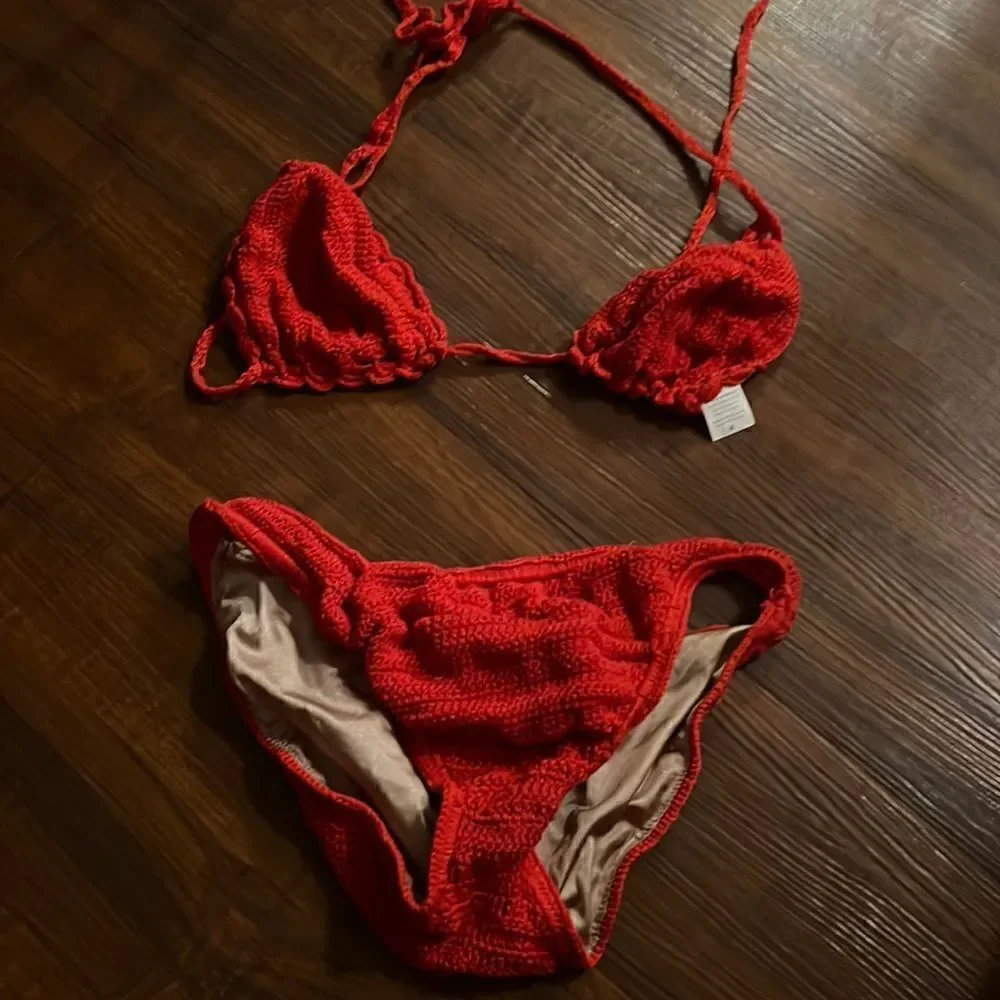 Red Crochet Medium Size Bathing Suit - Excellent Conditoon Red Bikini